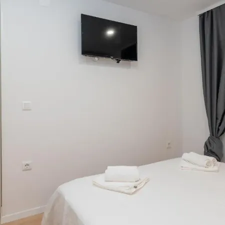 Apartment Maja - In Old Town Trogir